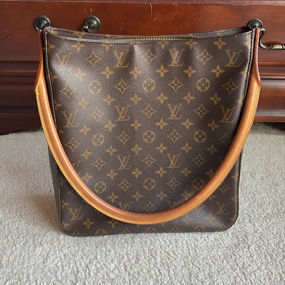 Original LV mg. - Picture 2 of 15